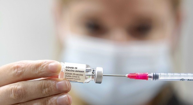 Mundo supera três bilhões de doses de vacinas anticovid administradas