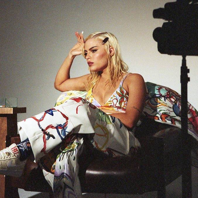 Luísa Sonza pede desculpas após brigar com fãs: ‘Fui grosseira’