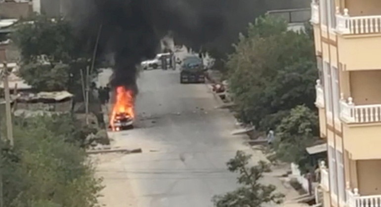 EUA interceptam cinco foguetes lançados contra aeroporto de Cabul