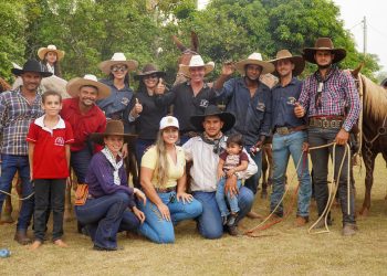 2ª Cavalgada Resgate da Tradição; veja fotos